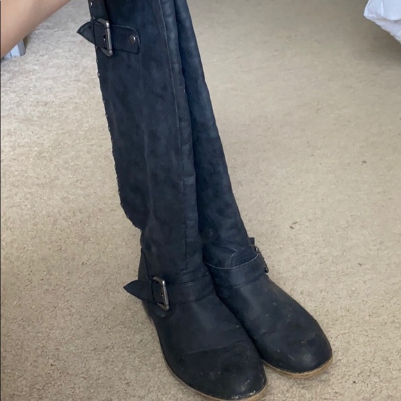 Black Faux Leather riding boots - Picture 4 of 4